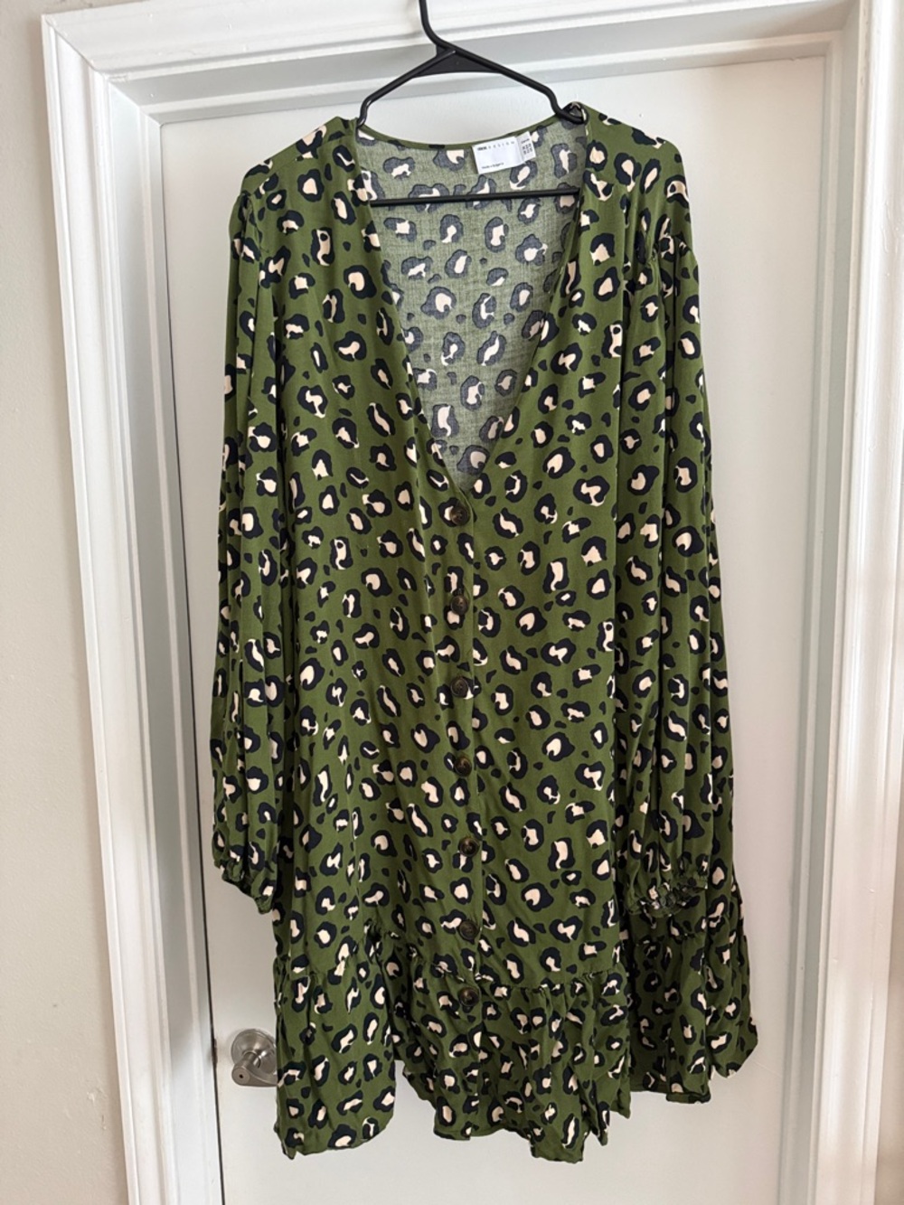 Size: 22, ASOS Curve, Olive Green Leopard Print V-Neck Tunic Dress